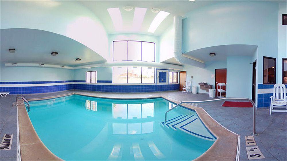 Comfort Suites Detroit/Warren Εξωτερικό φωτογραφία